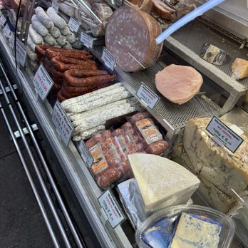 Naschmarkt - Public Markets Near Me - Vienna, 9