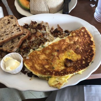 Millie's Pancake Shoppe - Breakfast & Brunch Near Me - Addison, Illinois