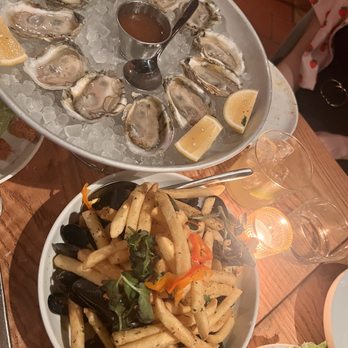 Sunday In Brooklyn - oysters + mussels w/ fries - New American Near Me - Brooklyn, New York Sunday In Brooklyn - oysters + mussels w/ fries - New American Near Me - Brooklyn, New York