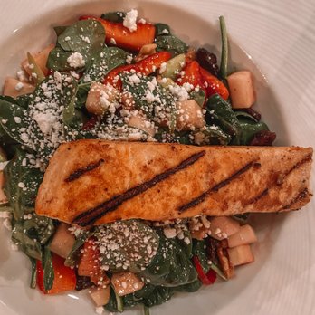 Orange Blossom - Summer Blossom Salad with Salmon - Breakfast & Brunch Near Me - Miami Beach, Florida Orange Blossom - Summer Blossom Salad with Salmon - Breakfast & Brunch Near Me - Miami Beach, Florida