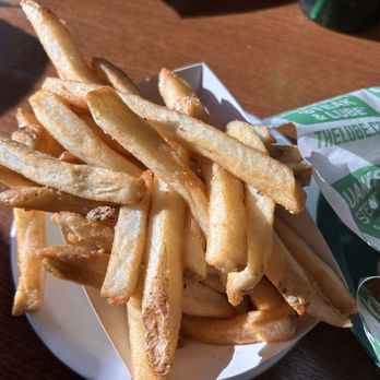 Quaker Steak & Lube - Fries - Chicken Wings Near Me - Sevierville, Tennessee Quaker Steak & Lube - Fries - Chicken Wings Near Me - Sevierville, Tennessee