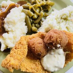 Plantation Buffet - Nothing but good food.