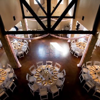 Red Ridge - http://www.everettchristopher.com/ - Venues & Event Spaces Near Me - Smithville, Texas