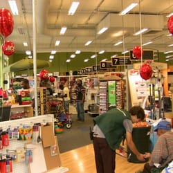 Waverly Ace Hardware - We like to throw parties with balloons.