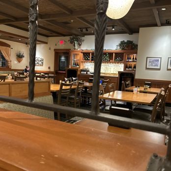 Olive Garden Italian Restaurant - Italian Near Me - Florence, South Carolina