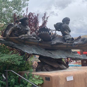 Santa Fe Plaza - Landmarks & Historical Buildings Near Me - Santa Fe, New Mexico