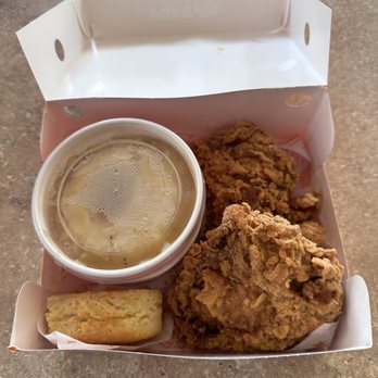 Popeyes Louisiana Kitchen - That $6.99 Big Box is what's up. - Fast Food Near Me - Lacey, Washington