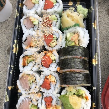 Ki-Isu Japanese Restaurant - Spicy combo! Salmon, tuna and dynamite - Japanese Near Me - Vancouver, British Columbia Ki-Isu Japanese Restaurant - Spicy combo! Salmon, tuna and dynamite - Japanese Near Me - Vancouver, British Columbia