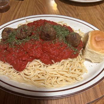Chuckwagon - Spaghetti and meatballs - American Near Me - Elfrida, Arizona