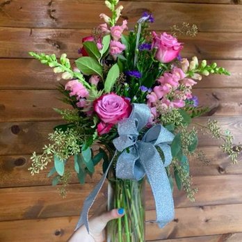 Petals by Peyton - Florists Near Me - LaSalle, Illinois