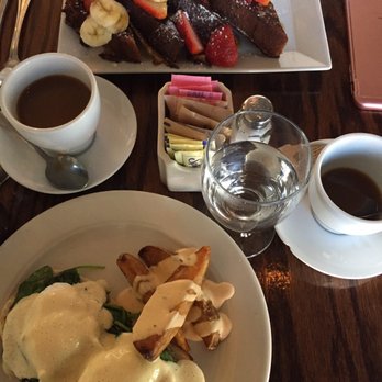 Olivier Bistro - Eggs Florentine & French Toast - French Near Me - Brooklyn, New York