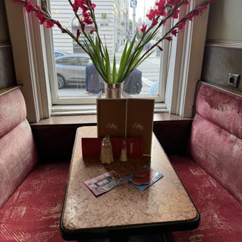 Café Eiles - Cafes Near Me - Vienna, 9