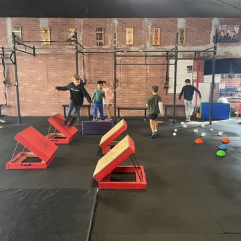BattleGrounds Fitness - Ninja course - Gyms Near Me - Front Royal, Virginia