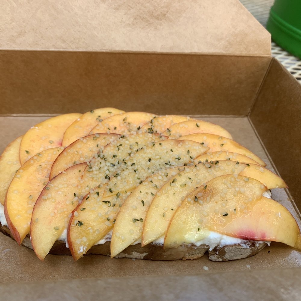 Fruit Loop - Peach Please - Juice Bars & Smoothies Near Me - Latham, New York