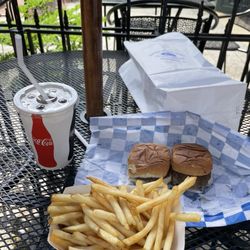 Snow White Grill - Cute but tasty cheeseburgers, fresh French fries and a regular root beer and eating outside- what a treat!