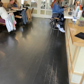 The Nitro Bar - Inside with seating - Coffee & Tea Near Me - Newport, Rhode Island The Nitro Bar - Inside with seating - Coffee & Tea Near Me - Newport, Rhode Island