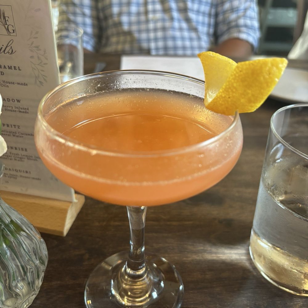 Farmers Grain Kitchen + Cellar - Strawberry Meadow Mocktail - New American Near Me - Edmond, Oklahoma Farmers Grain Kitchen + Cellar - Strawberry Meadow Mocktail - New American Near Me - Edmond, Oklahoma