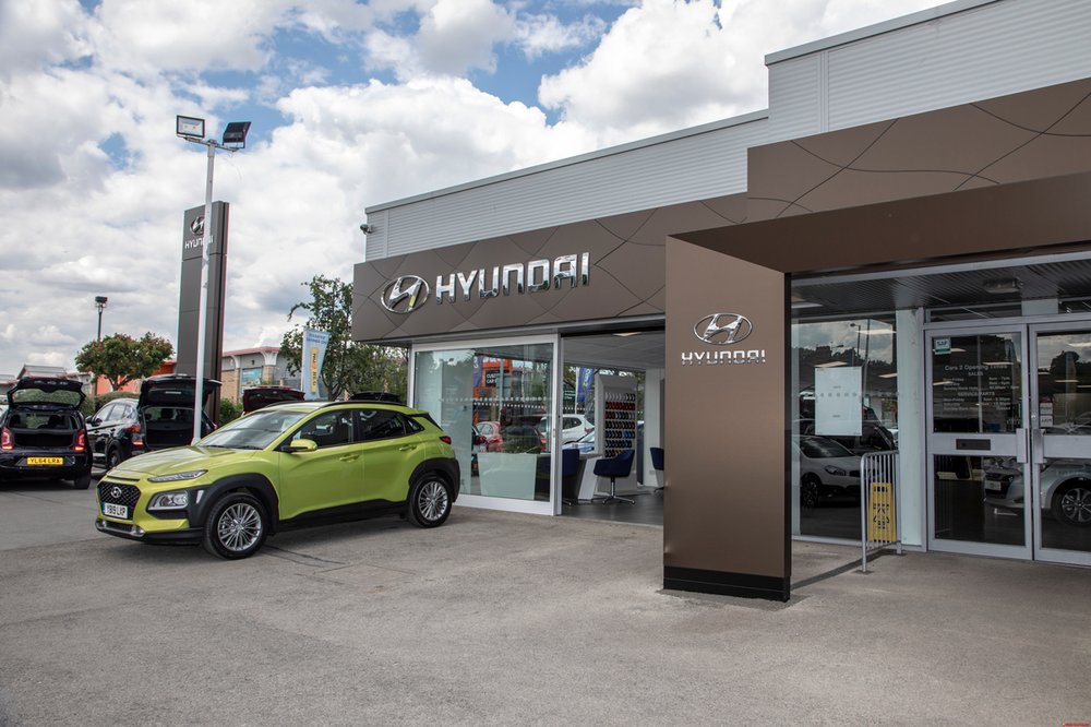 CARS2 Waldorf Way, Wakefield, West Yorkshire, United Kingdom Car