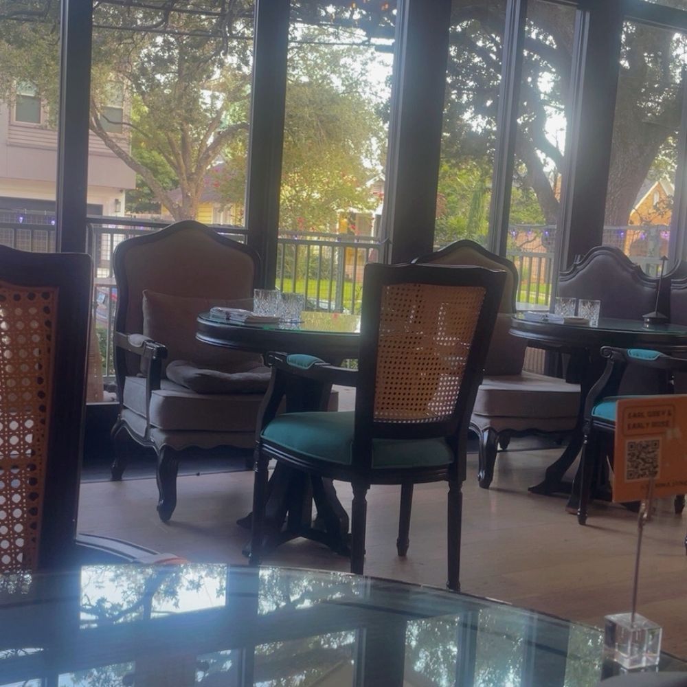 Window facing seating. So beautiful. Window facing seating. So beautiful.