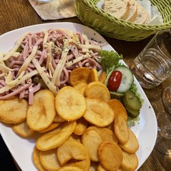 Wurstsalat mit Käse / Sausage salad with cheese