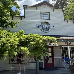 Apple Valley Country Store - Front of store
