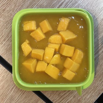 Me-Do Desserts - Mango  Instagram: fooodies.united - Desserts Near Me - Brooklyn, New York