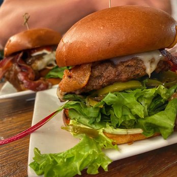 Bread & Barley - OG Bravo Burger in the front, English Pub in the back - Gastropubs Near Me - Covina, California