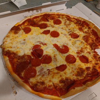 Villa Palermo Pizza - A poorly made pepperoni pizza. - Pizza Near Me - Chicago, Illinois Villa Palermo Pizza - A poorly made pepperoni pizza. - Pizza Near Me - Chicago, Illinois