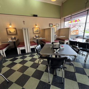 Schmitty's On Main - Breakfast & Brunch Near Me - Neillsville, Wisconsin Schmitty's On Main - Breakfast & Brunch Near Me - Neillsville, Wisconsin
