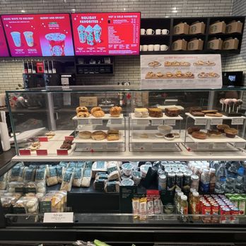 Starbucks - Pastries and Sweets - Coffee & Tea Near Me - White Bear Lake, Minnesota Starbucks - Pastries and Sweets - Coffee & Tea Near Me - White Bear Lake, Minnesota