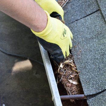 Window Hero Lake Norman - Removing debris from the gutter. - Pressure Washers Near Me - Cornelius, North Carolina Window Hero Lake Norman - Removing debris from the gutter. - Pressure Washers Near Me - Cornelius, North Carolina