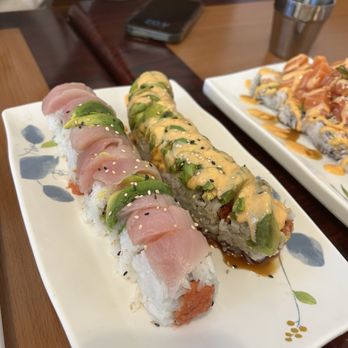 Sushi Ya - Yellow Yellowtail Delight Roll and Spicy Caterpillar Roll - Sushi Bars Near Me - Pasadena, California
