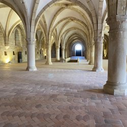 Mosteiro de Alcobaça - Stair entrance from the second floor deck