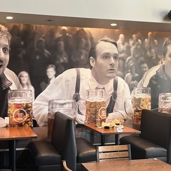 Flix Brewhouse - Cinema Near Me - San Antonio, Texas