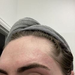 Siri Eyebrow Threading & Eyelashes - Went way past my eyebrows for unknown reasons ?