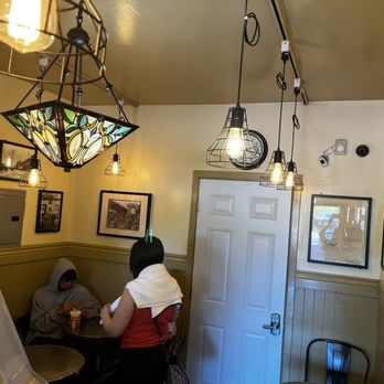 Hamburgers - Burgers Near Me - Sausalito, California