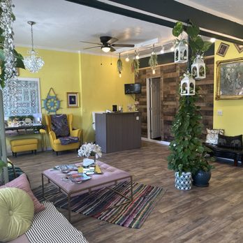 North Park Eyebrow Threading - Threading Services Near Me - San Diego, California North Park Eyebrow Threading - Threading Services Near Me - San Diego, California