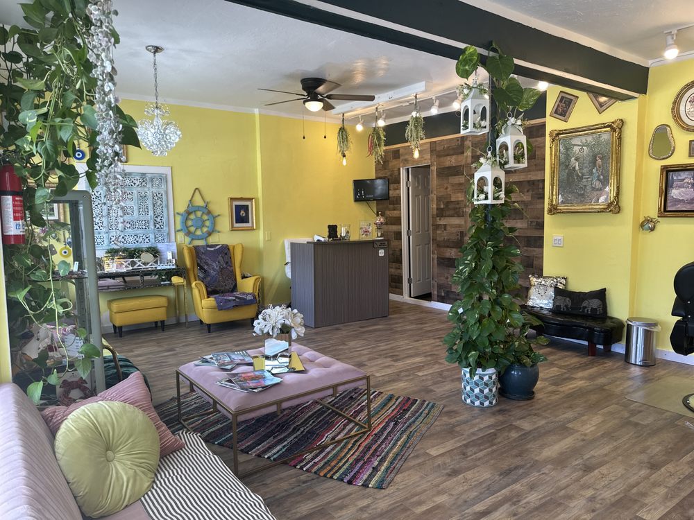 NORTH PARK EYEBROW THREADING Updated October 2024 109 Photos & 170