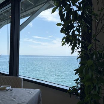 The Harbor Restaurant - Seafood Near Me - Santa Barbara, California The Harbor Restaurant - Seafood Near Me - Santa Barbara, California