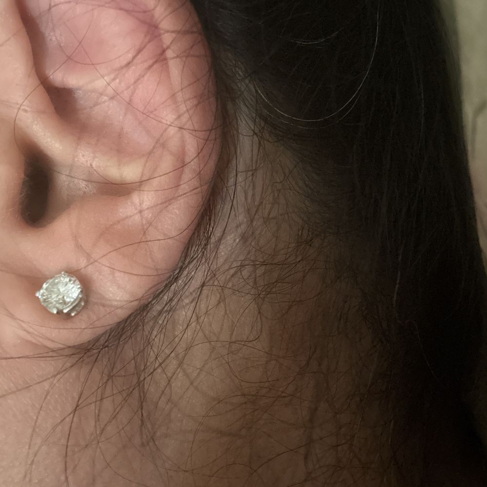 Blue Diamond Outlet - Diamond earrings - Jewelry Near Me - Old San Juan, Puerto Rico