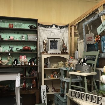 Bless This Mess Vintage Market - Antiques Near Me - Vidalia, Louisiana Bless This Mess Vintage Market - Antiques Near Me - Vidalia, Louisiana