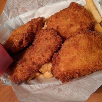 Grizzly Tuna - Large order of fish & chips - good size portion for $12 - Fish & Chips Near Me - Seaside, Oregon Grizzly Tuna - Large order of fish & chips - good size portion for $12 - Fish & Chips Near Me - Seaside, Oregon