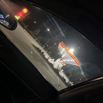 El Norteño Tacos - a gas station at night - Food Trucks Near Me - Spring, Texas El Norteño Tacos - a gas station at night - Food Trucks Near Me - Spring, Texas