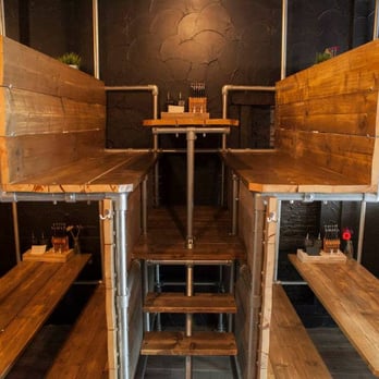 Poule & Poulette - Chicken Shop Near Me - Antwerp, VAN Poule & Poulette - Chicken Shop Near Me - Antwerp, VAN
