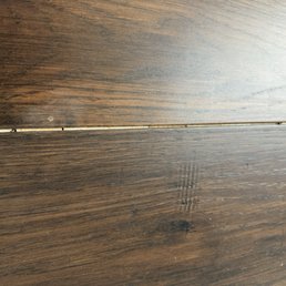 Gap floor Gap floor