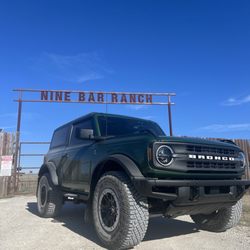 Nine Bar Ranch - Main gate to the ranch.