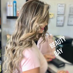 International Hair and Beauty Salon
