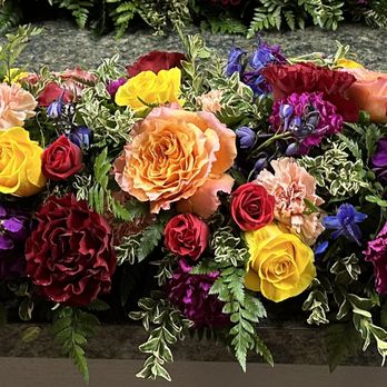 Hassell Florist - Celebrate Big - Birthday dinner 2023 - Florists Near Me - Clearwater, Florida Hassell Florist - Celebrate Big - Birthday dinner 2023 - Florists Near Me - Clearwater, Florida