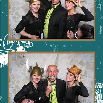 Time into Pixels Photo Booth - Photo Booth Rentals Near Me