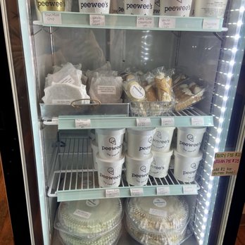 Peewee's Ice Cream - Fridge with pints, cannolis, chipwiches, and pies - Ice Cream & Frozen Yogurt Near Me - Medford, New Jersey